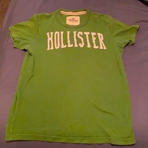 Hollister tee